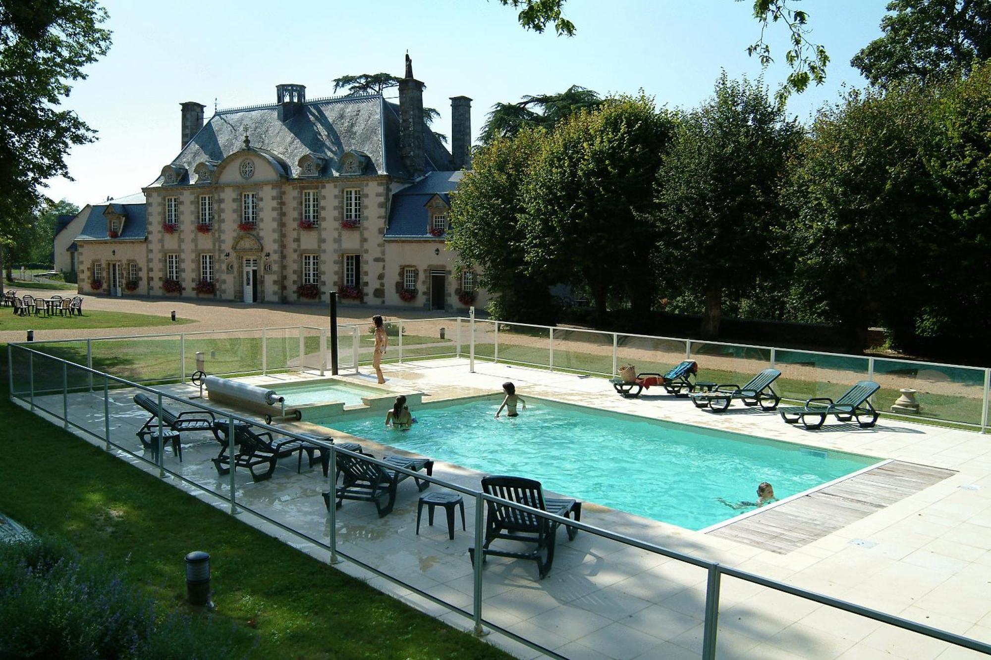 Logis La Marjolaine Hotell Moulay Exteriör bild