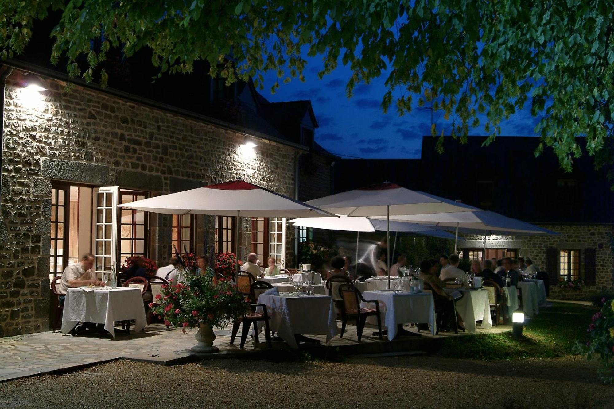 Logis La Marjolaine Hotell Moulay Exteriör bild