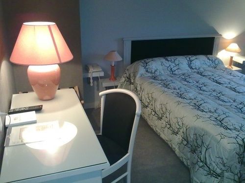 Logis La Marjolaine Hotell Moulay Exteriör bild