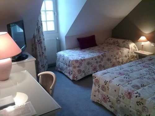 Logis La Marjolaine Hotell Moulay Exteriör bild