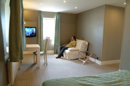 Logis La Marjolaine Hotell Moulay Exteriör bild